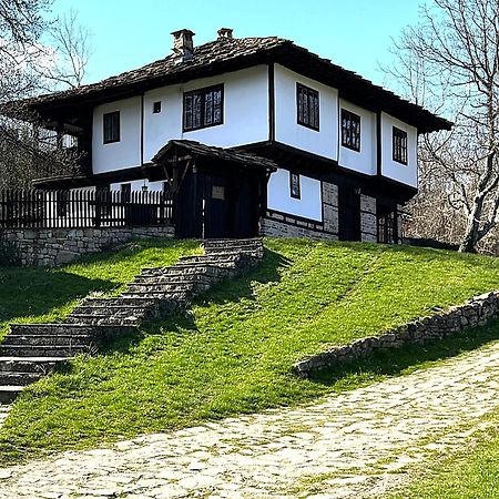 Къща за гости Иван Карадимитров Боженци Екстериор снимка